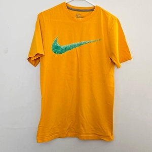 Small Nike‎ Gold Shirt